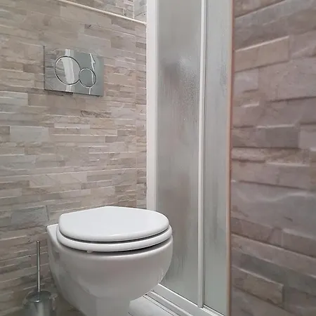 La Pomposa Del Vicolo Apartment